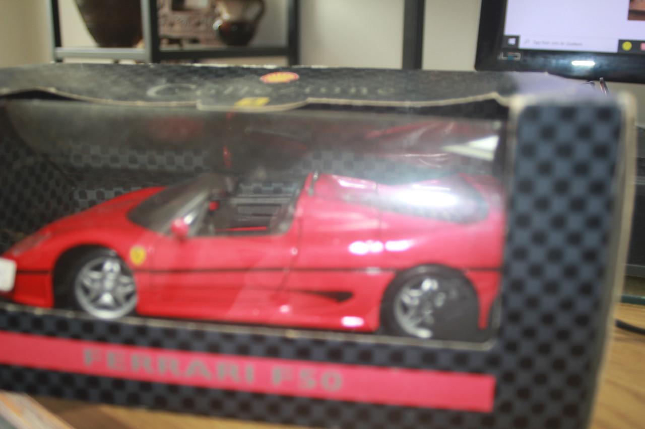 Ferrari f50 of Jaguar XJ220 of Ferrari 348TS,,maat 1:24