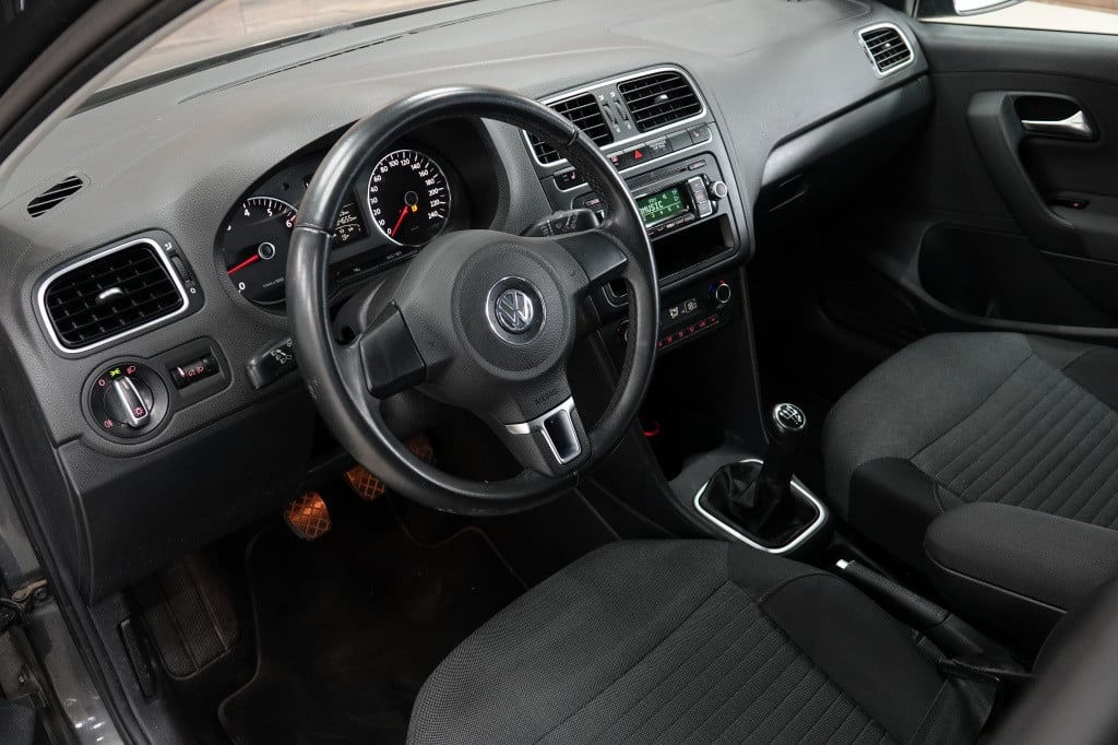 Volkswagen Polo 1.2 tsi | stoelverw. | pdc | airco |
