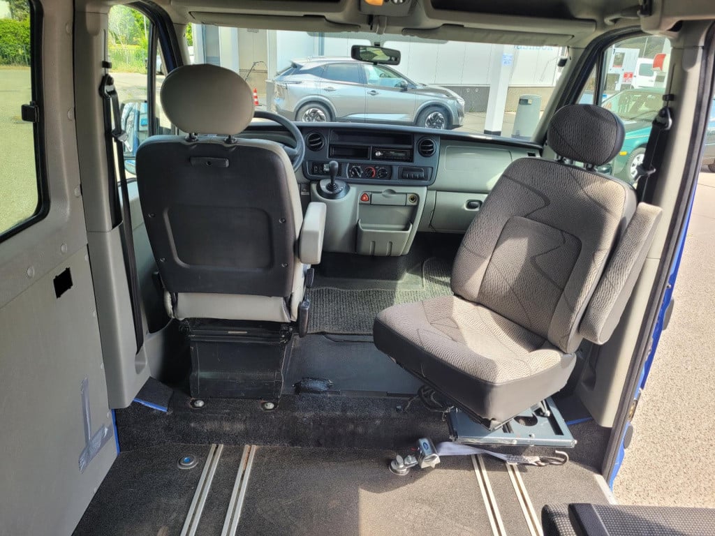 Opel Movano 2.5 cdti l1h1 rolstoelbus rolstoelauto