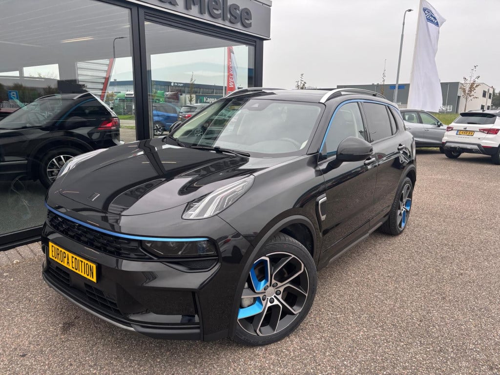 Lynk & Co 01 1.5 261pk, pano, 360gr camera, adaptive cc, carplay