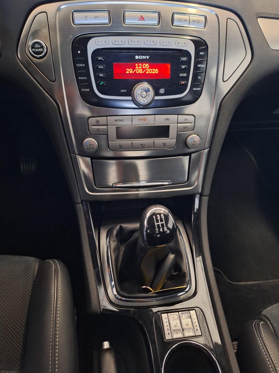 Te koop Ford Mondeo 2.0 16v Titanium!!!