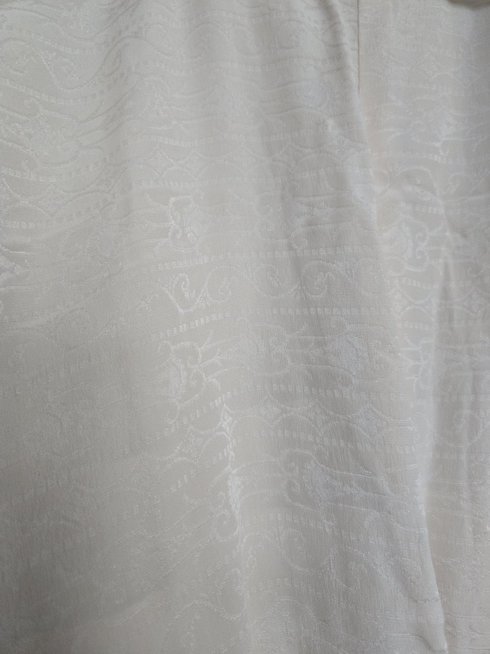 Haori-jasje van zijde, 1920-1930 Beige /creme . Lengte 77cm