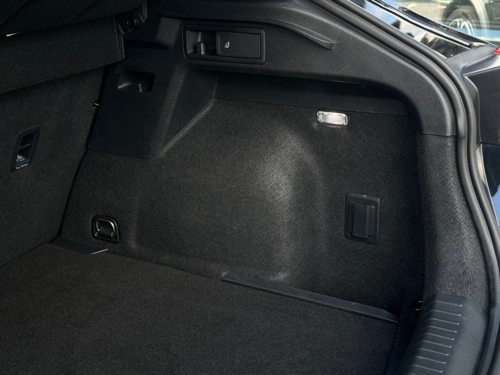 Cupra Formentor 1.5 tsi * camera * sfeerverlichting * acc * 18 inch