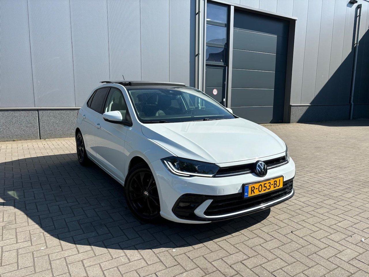 Volkswagen Polo 1.0 TSI Style R-Line Pano 71.064KM Nap
