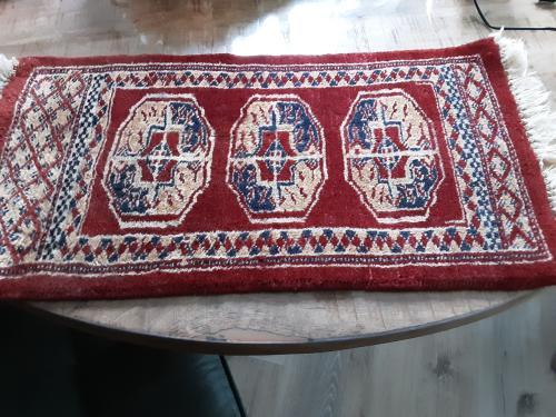 Echt hand gemaakt tafel kleeddje60-30