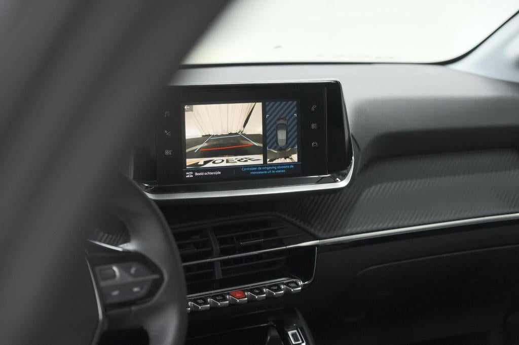 Peugeot 208 puretech 75 allure | camera | apple carplay | parkeersensoren |