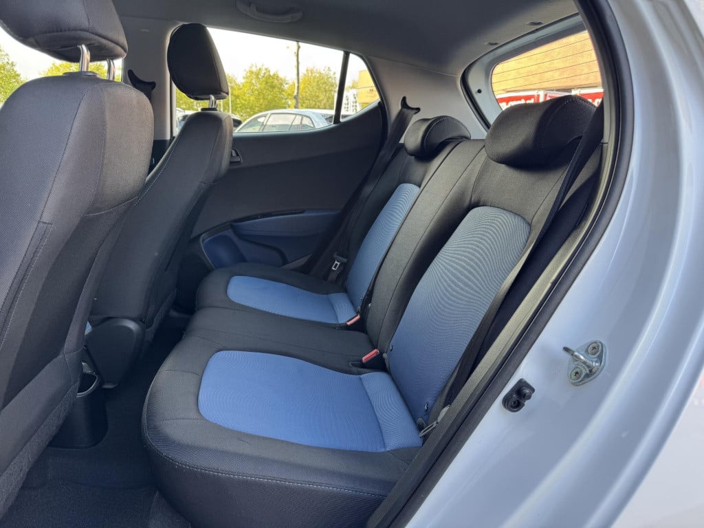 Hyundai I 10 1.0i i-motion comfort
