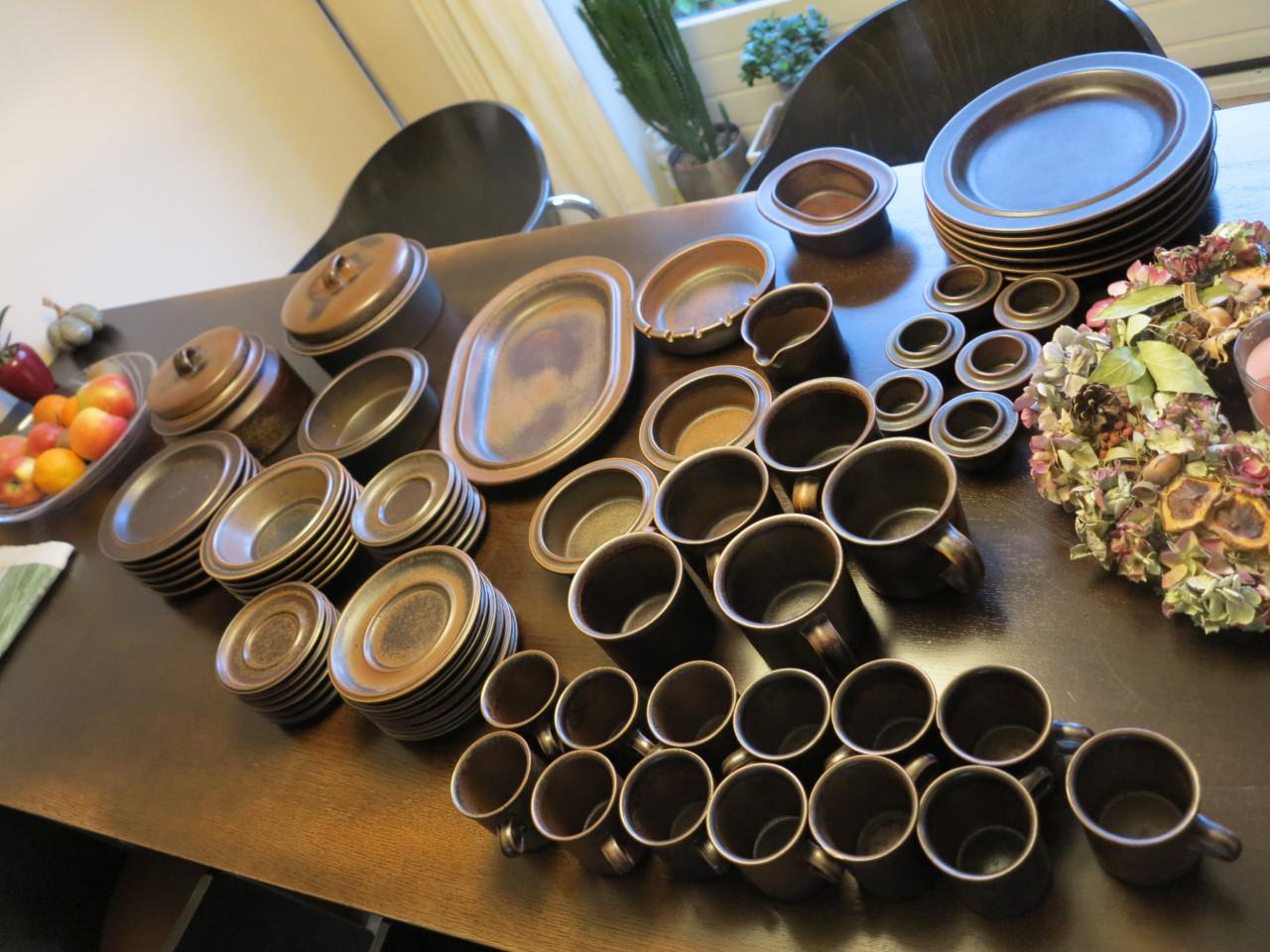 Servies Arabia Ruska