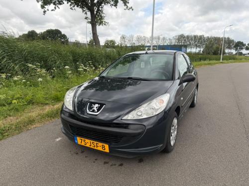 Peugeot 206+  bj 2009  1850 euro