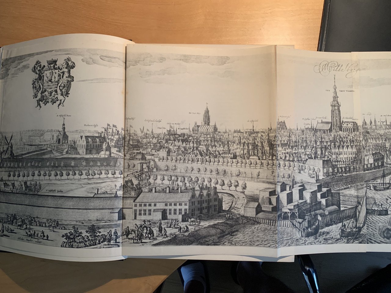 Boek ‘De monumenten van Middelburg’ door Dr. W.S. Unger
