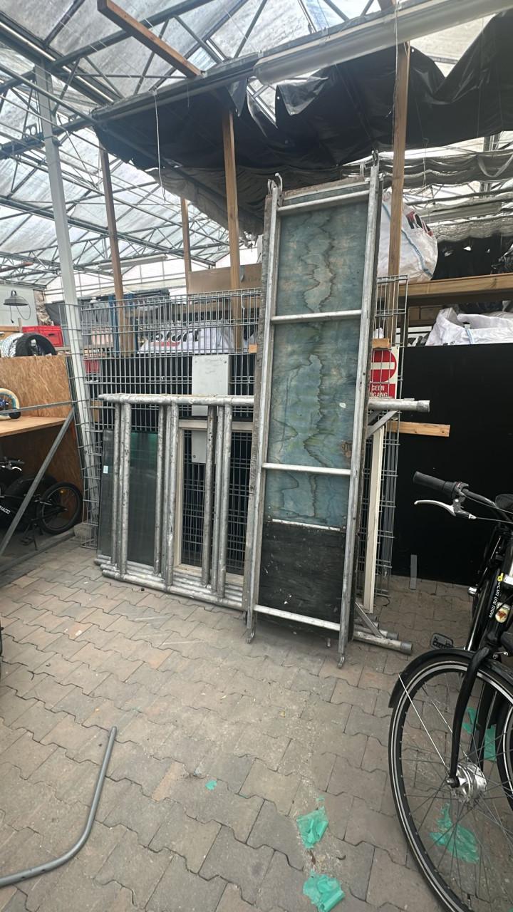 Steiger, dixie, zaagtafel, afkortzaag, trap