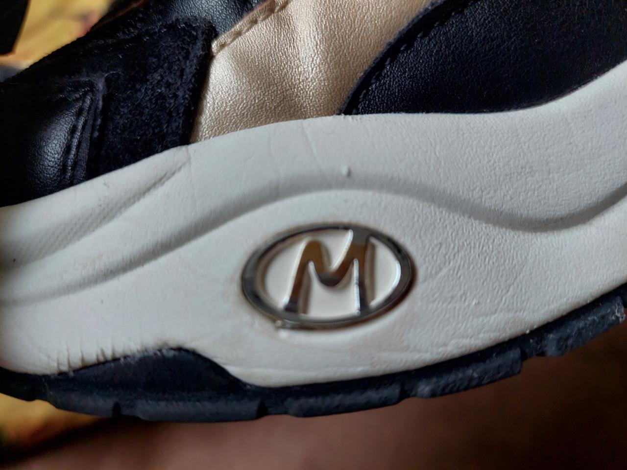 Als nieuwe Mexx damessneakers mt 38 zwart/goud