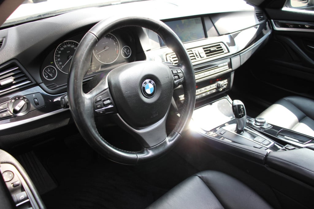 BMW 5 Serie touring 523i high executive | leder | memory | pano | dealer on