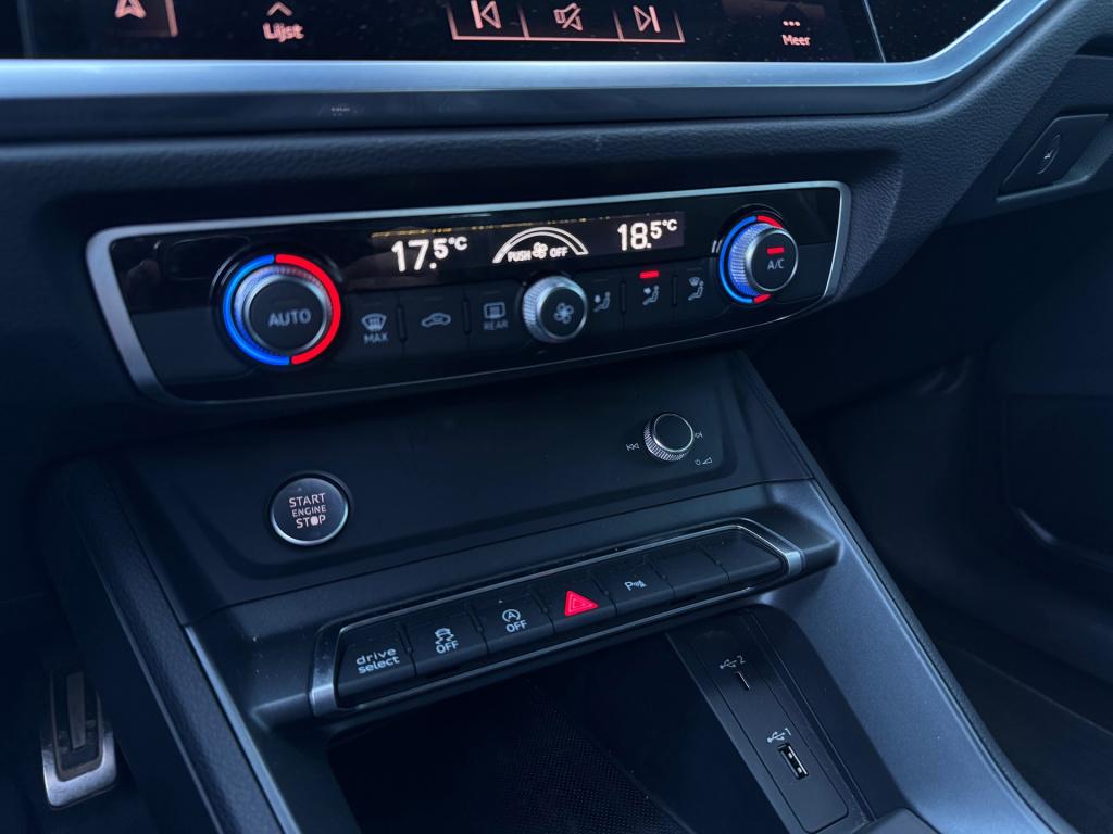 Audi Q3 35 tfsi 3x s-line* keyless * matrix led * camera * carplay