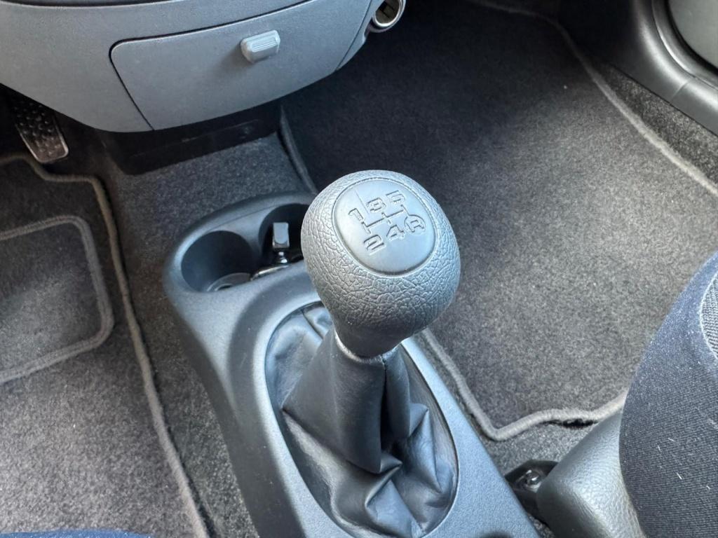 Daihatsu Sirion 2 1.0-12v slim