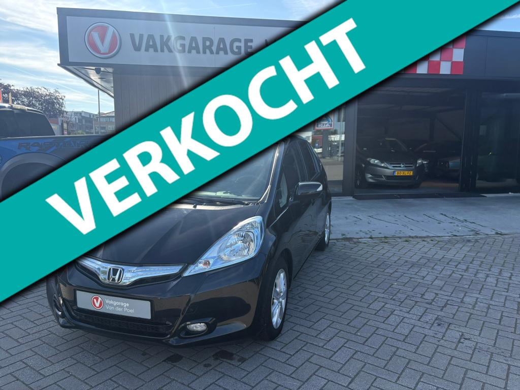 Honda Jazz 1.4 hybrid business mode