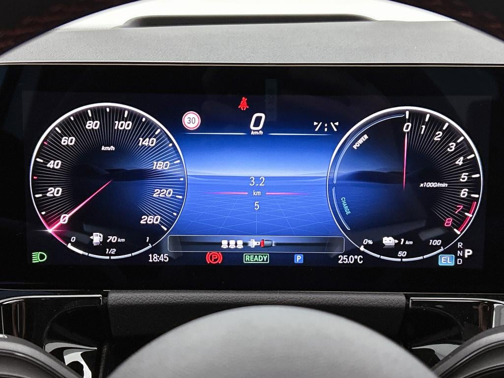 Mercedes-Benz Gla-klasse 250 e business solution amg | nightpakket | premiu