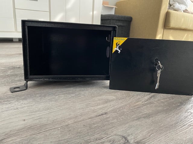 Kluisje voor onder stoel van Fiat,Peugot of Citroen  2006-heden (X250-X290)