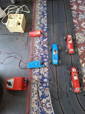 Te koop: Carrera racebaan uit de jaren zestig.