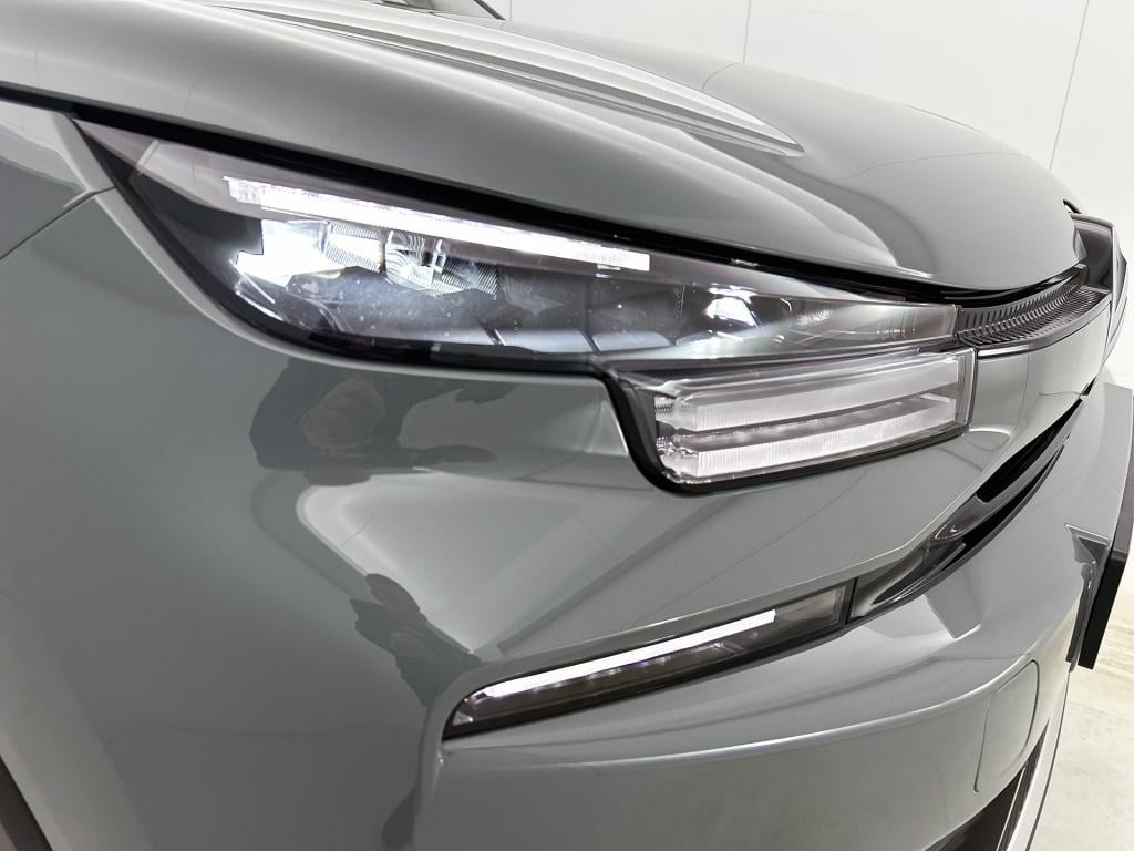 Citroen C4 X hybrid 145pk automaat max | trekhaak | all season banden |