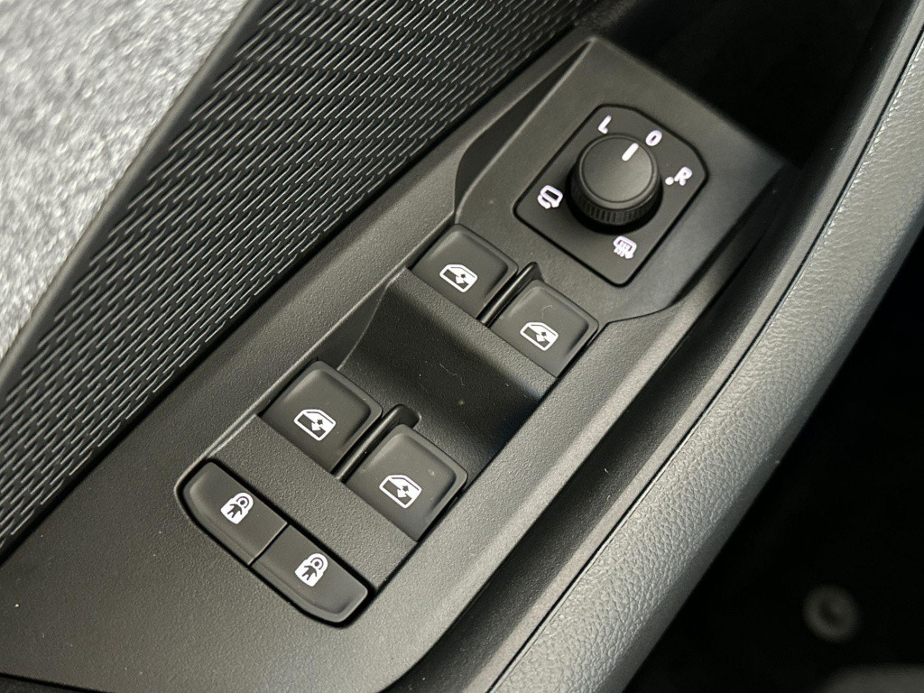 Skoda Octavia combi 1.5 tsi business edition plus 115pk