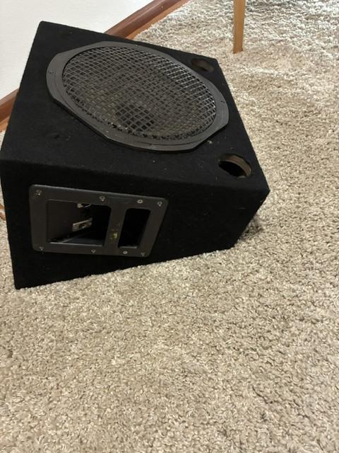 2 luidsprekers / monitoren 6,5 Ohm