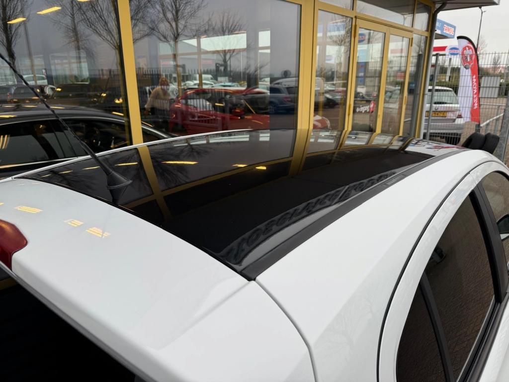 Opel Corsa 1.0 turbo color ed.