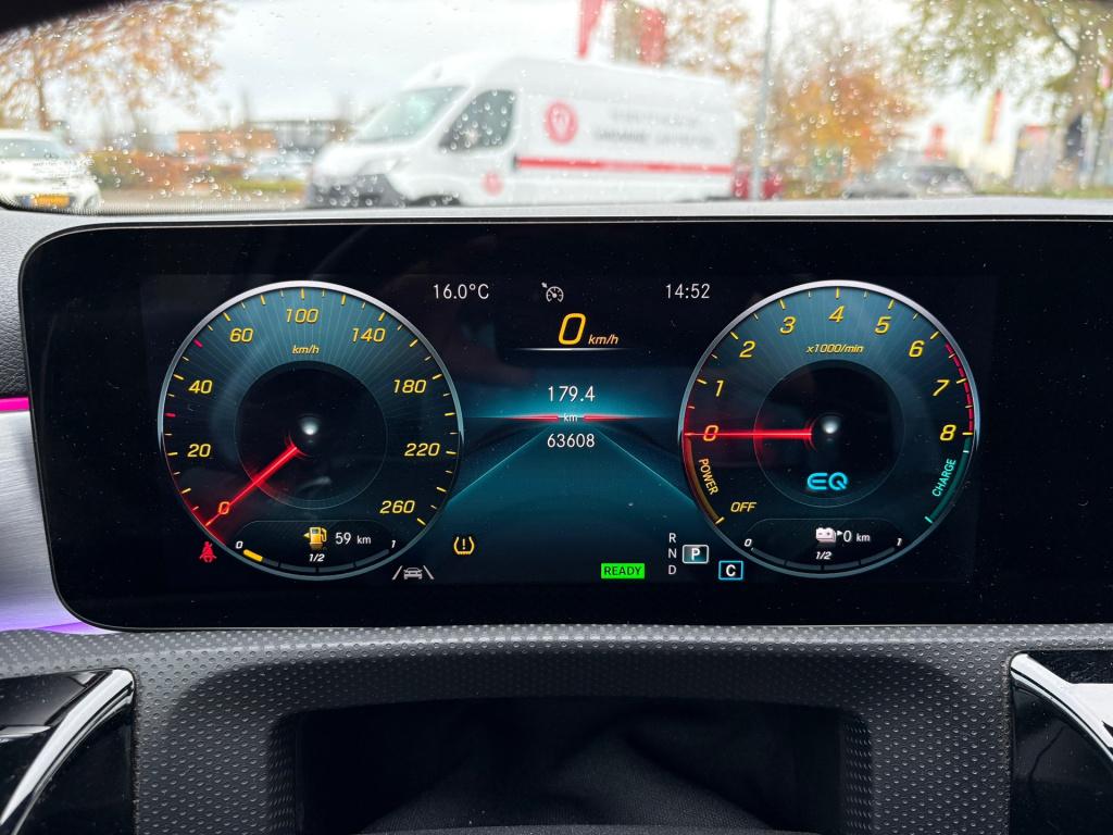 Mercedes-Benz A-Klasse 250 e business solution amg limited