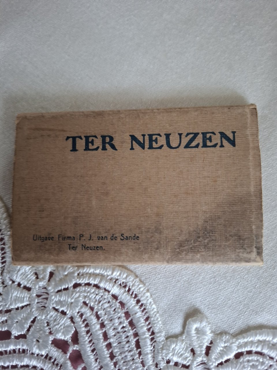Mapje met oude kaartjes uit TERNEUZEN
