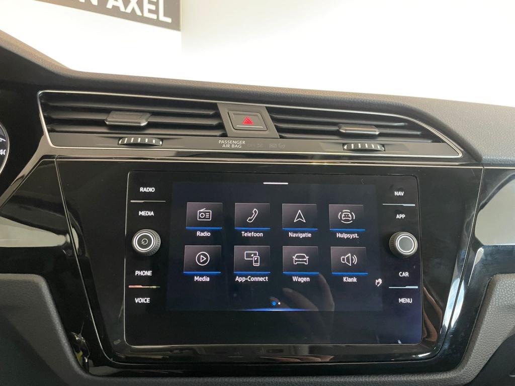 Volkswagen Touran 1.5 tsi highline