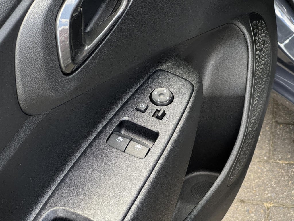 Hyundai I 10 1.0 comfort smart nieuw model! | navigatie | camera | apple ca