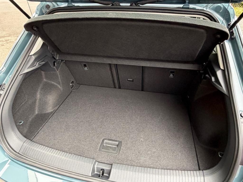 Volkswagen T-roc 1.5 tsi 150pk dsg style | navi | camera | ergo stoel | rij