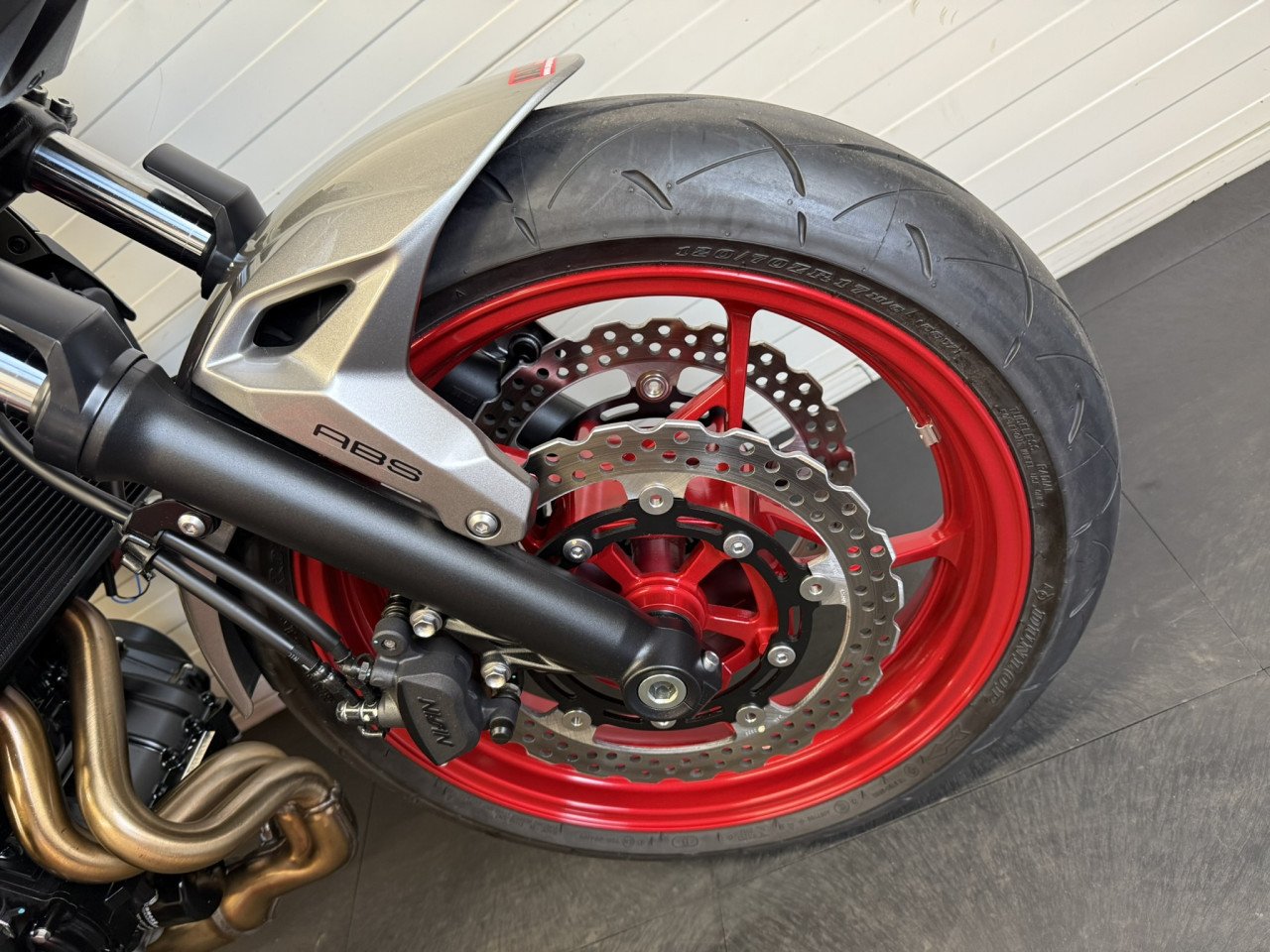 Jonge Kawasaki Z650 slechts 1400km bj 2023!