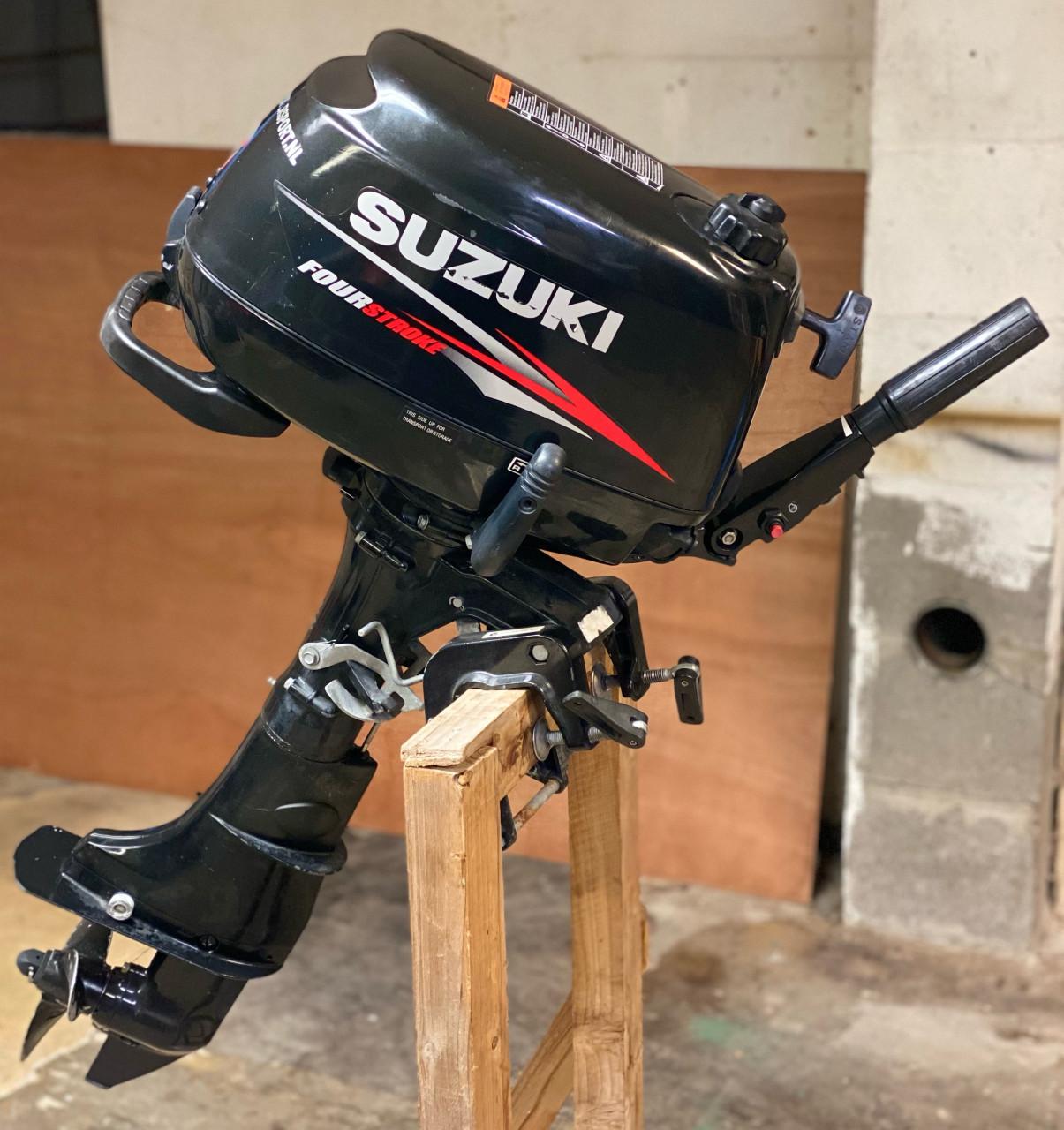 Suzuki buitenboordmotor 6pk