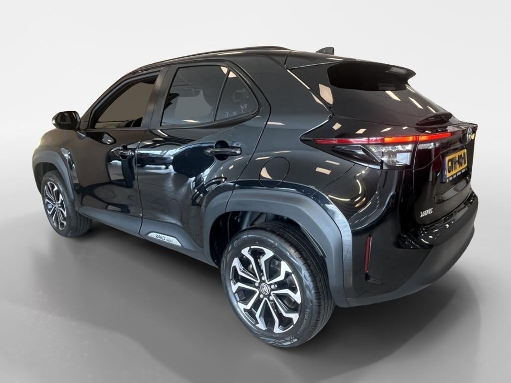 Toyota Yaris Cross 1.5 hybrid 115 first