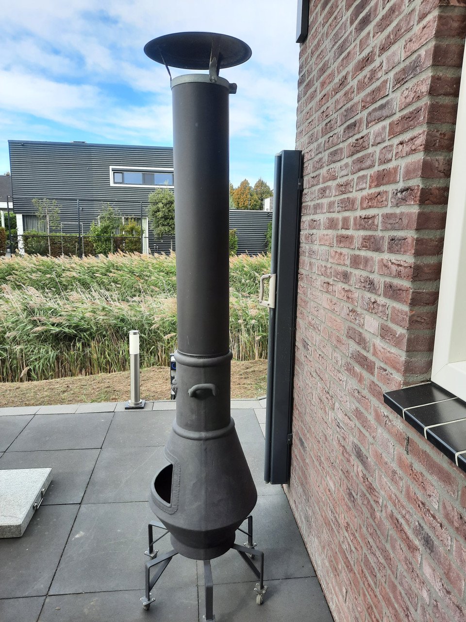 Verrijdbare gietijzeren tuinhaard