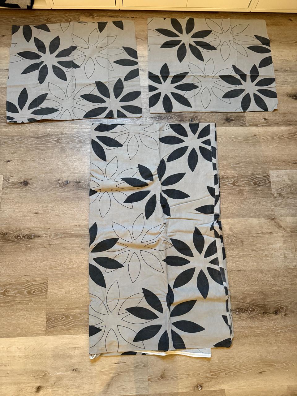 Dekbedovertrek 2 persoons met 2 kussenslopen