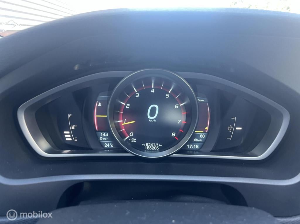 Volvo V40 1.6 t3 momentum