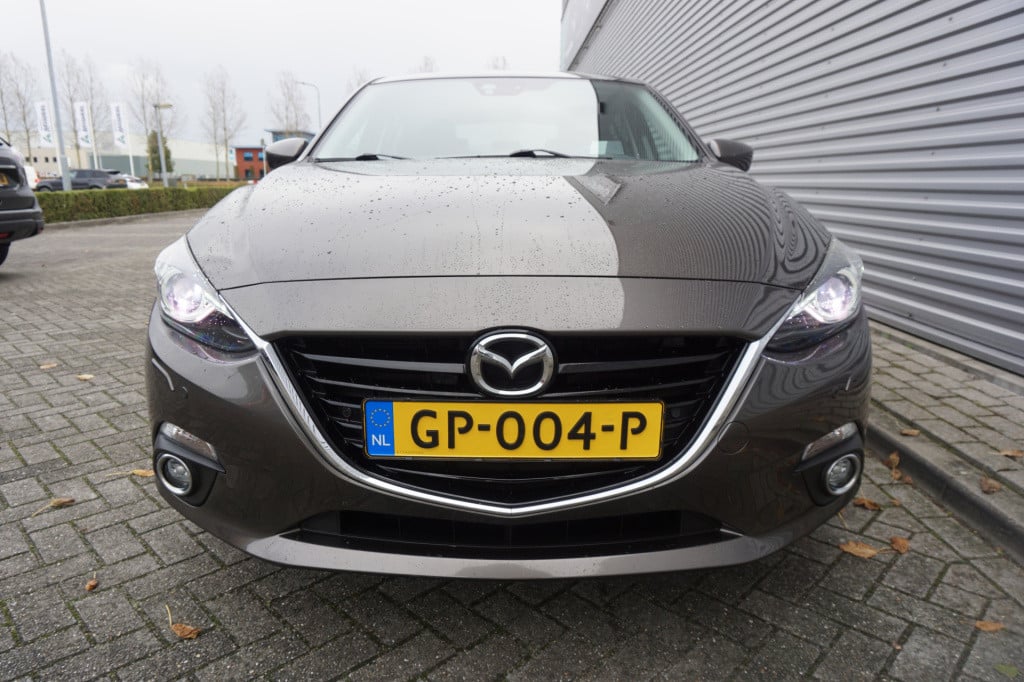 Mazda 3 2.0 gt-m climate / navi / cruise / stoelverw. / leder / trekhaak / 