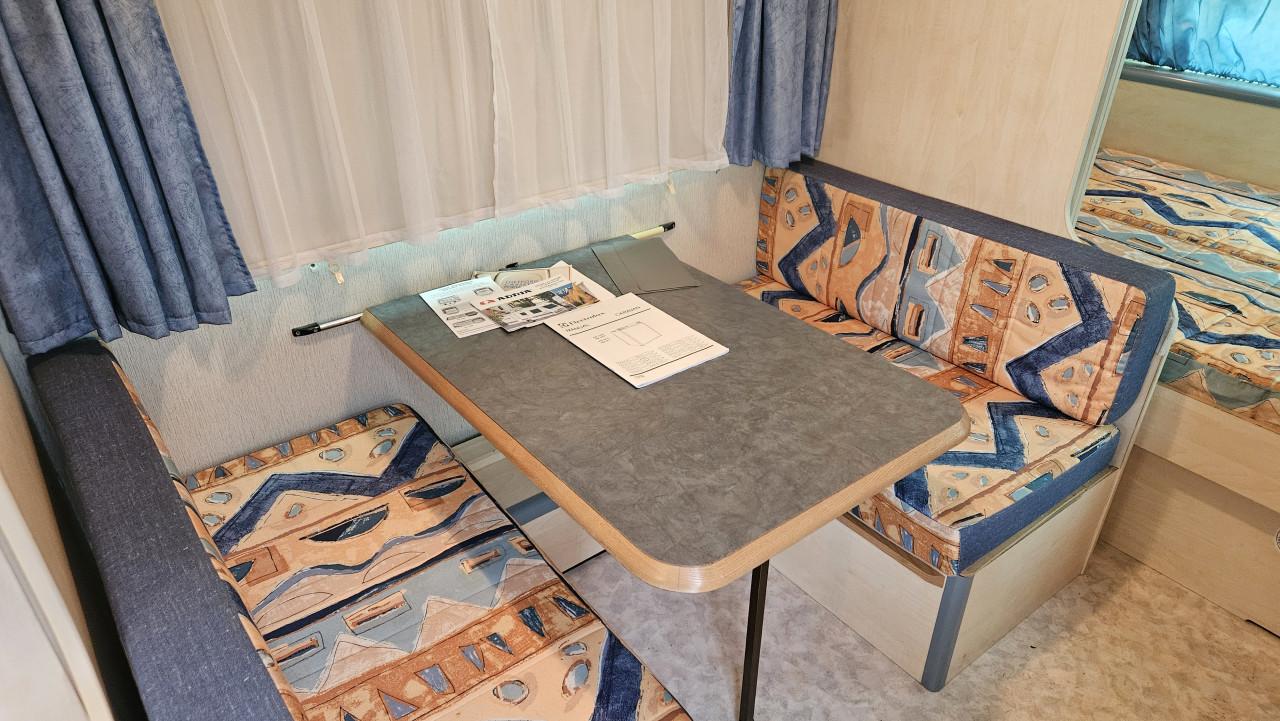 ADRIA UNICA 430 TS 1998 bj VASTBED TREINZIT