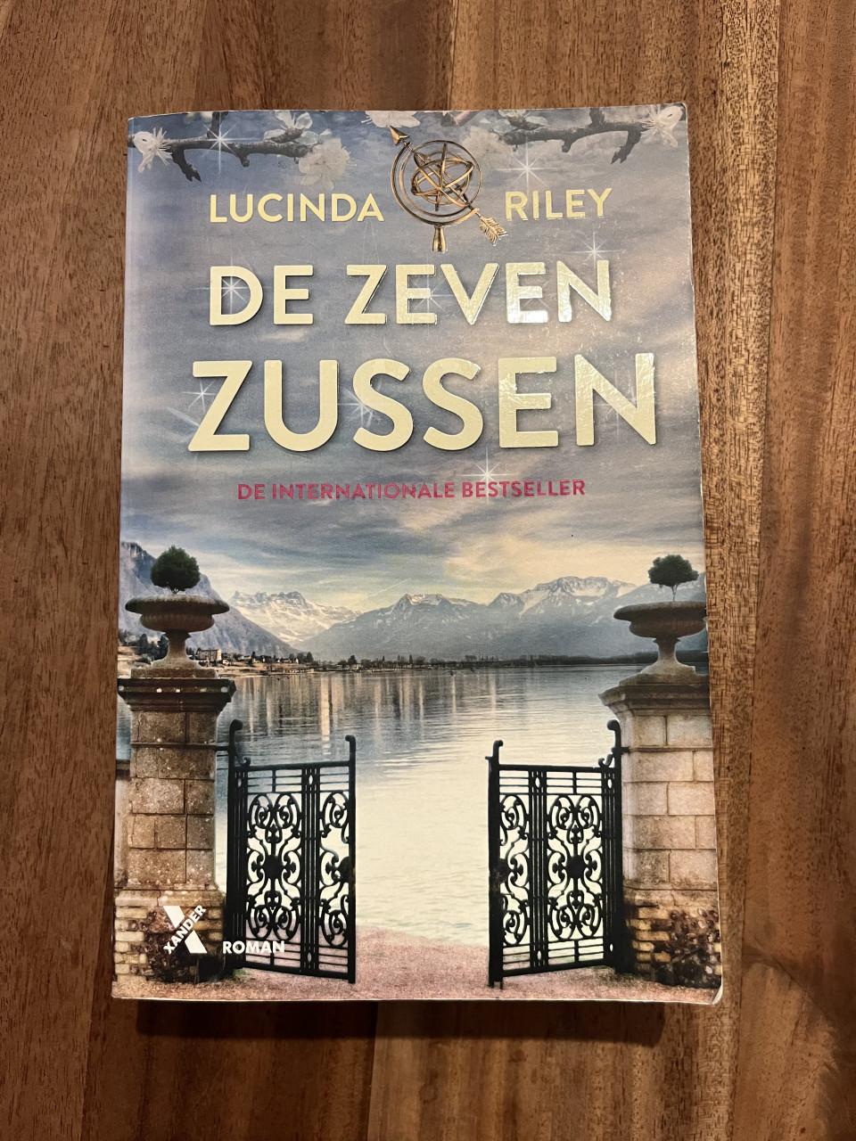 Twee delen van de Zeven Zussenserie