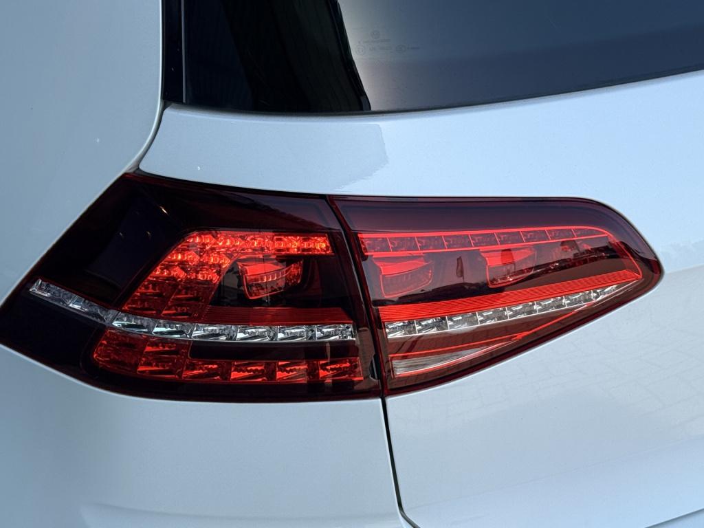 Volkswagen Golf 1.4 tsi act highline r-line | abt sportline | leder | parke