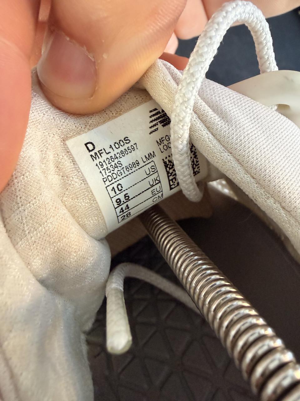 New Balance Maat 44