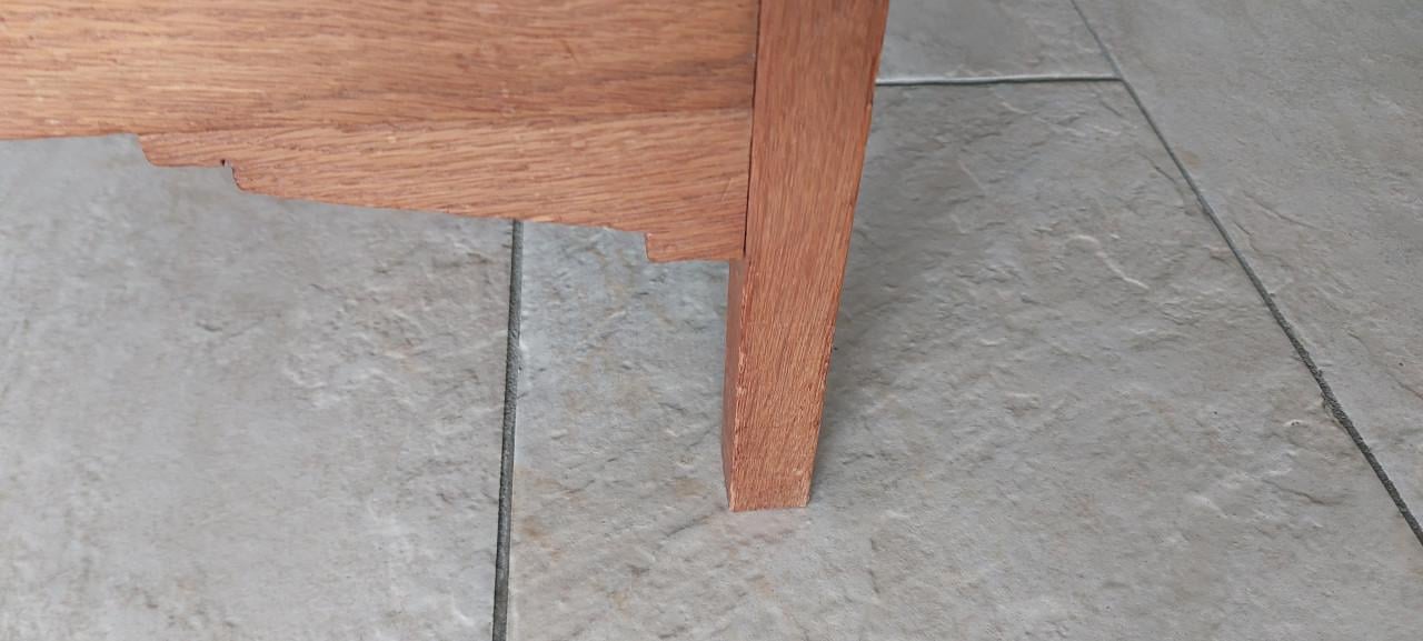 Mooi antiek theekastje