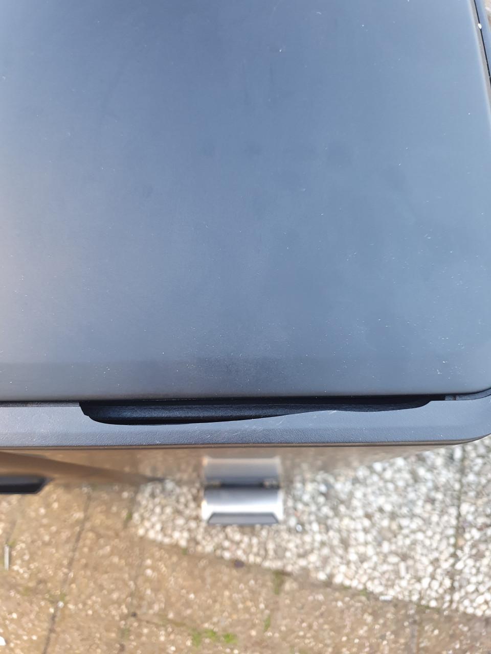 Bayt prullenbak 60 L zwart | bijna nieuw, kleine beschadiging