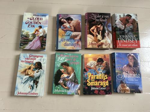 8 x Johanna Lindsey - historische romans