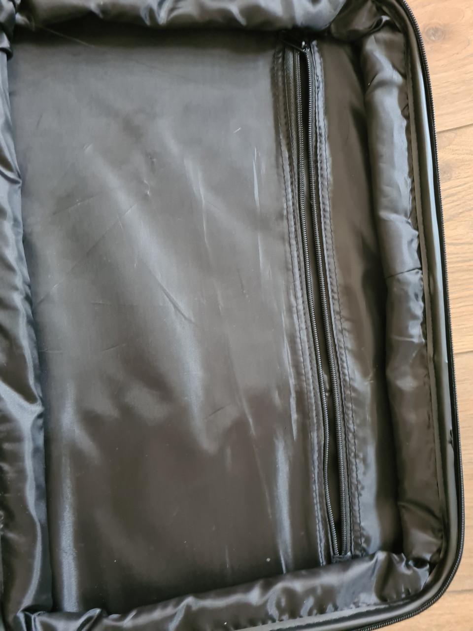 Zwarte koffer van Oakman L46 X B34 X D26