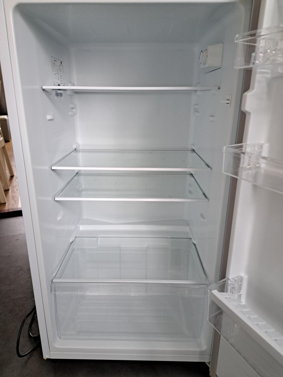 Koelkast met vriesvakje