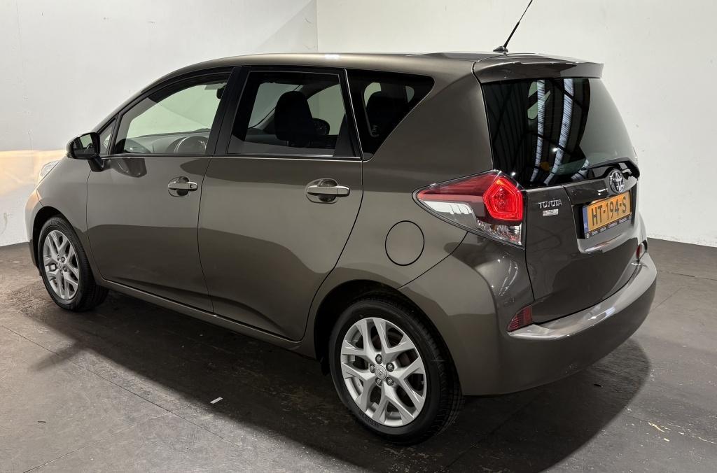 Toyota Verso-s 1.3 vvt-i dynamic | lage km-stand |