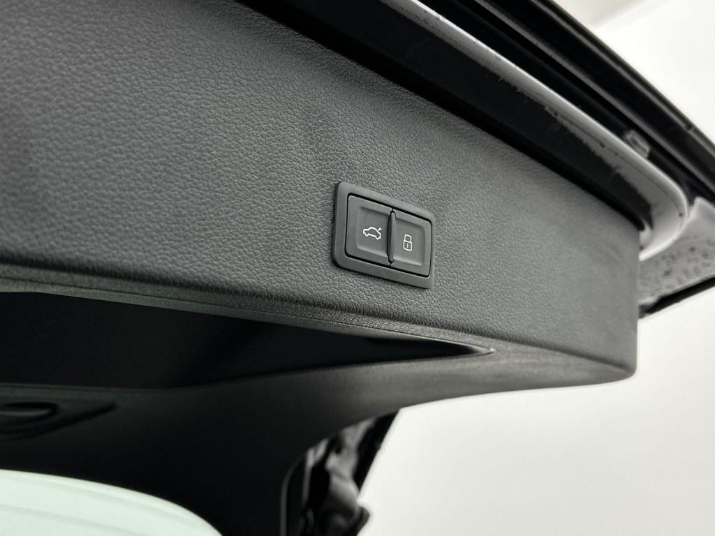 Audi Q2 s edition 35 tfsi 110 kw / 150 pk hatchback 7 vers